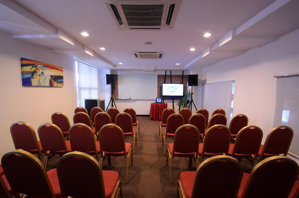 אלור סטאר Starcity Hotel מראה חיצוני תמונה